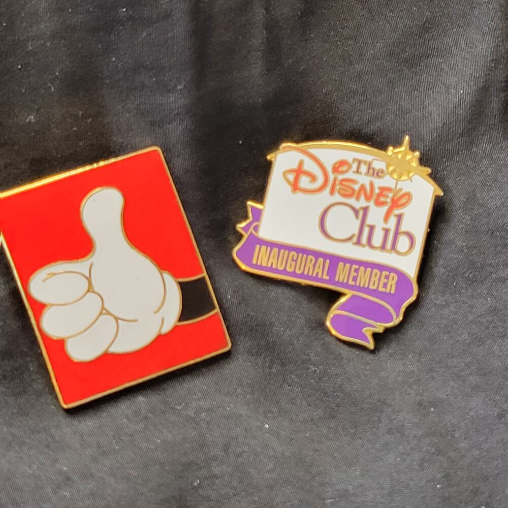 Disney Pin Trader Disney Club Inaugural Member and Mickey Thumbs Up